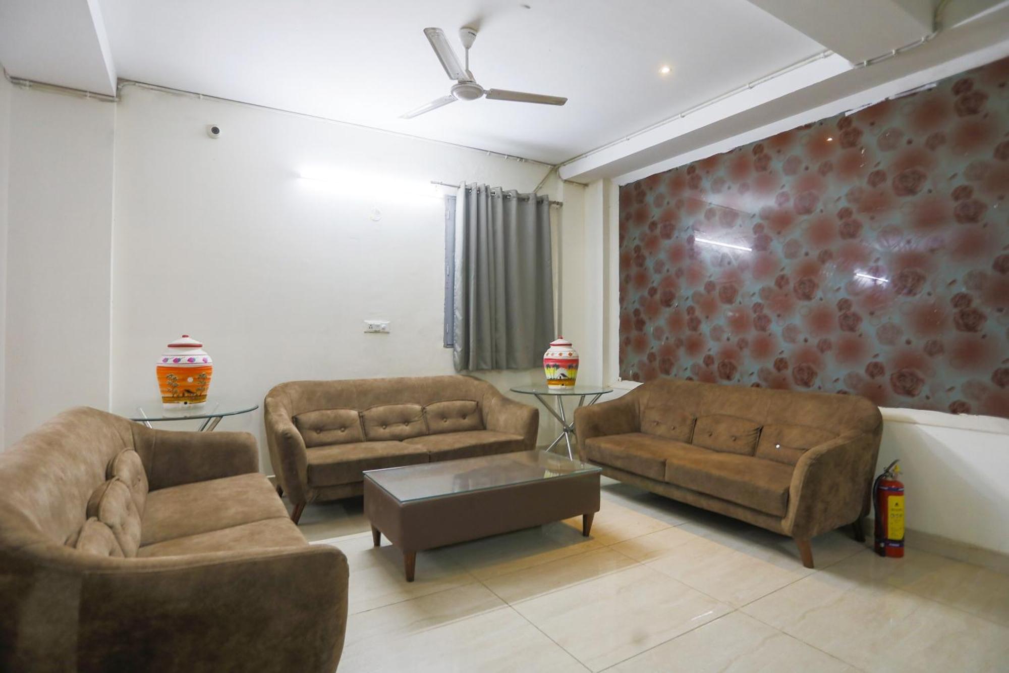 פארידבד Hotel O Jsb Hotel מראה חיצוני תמונה