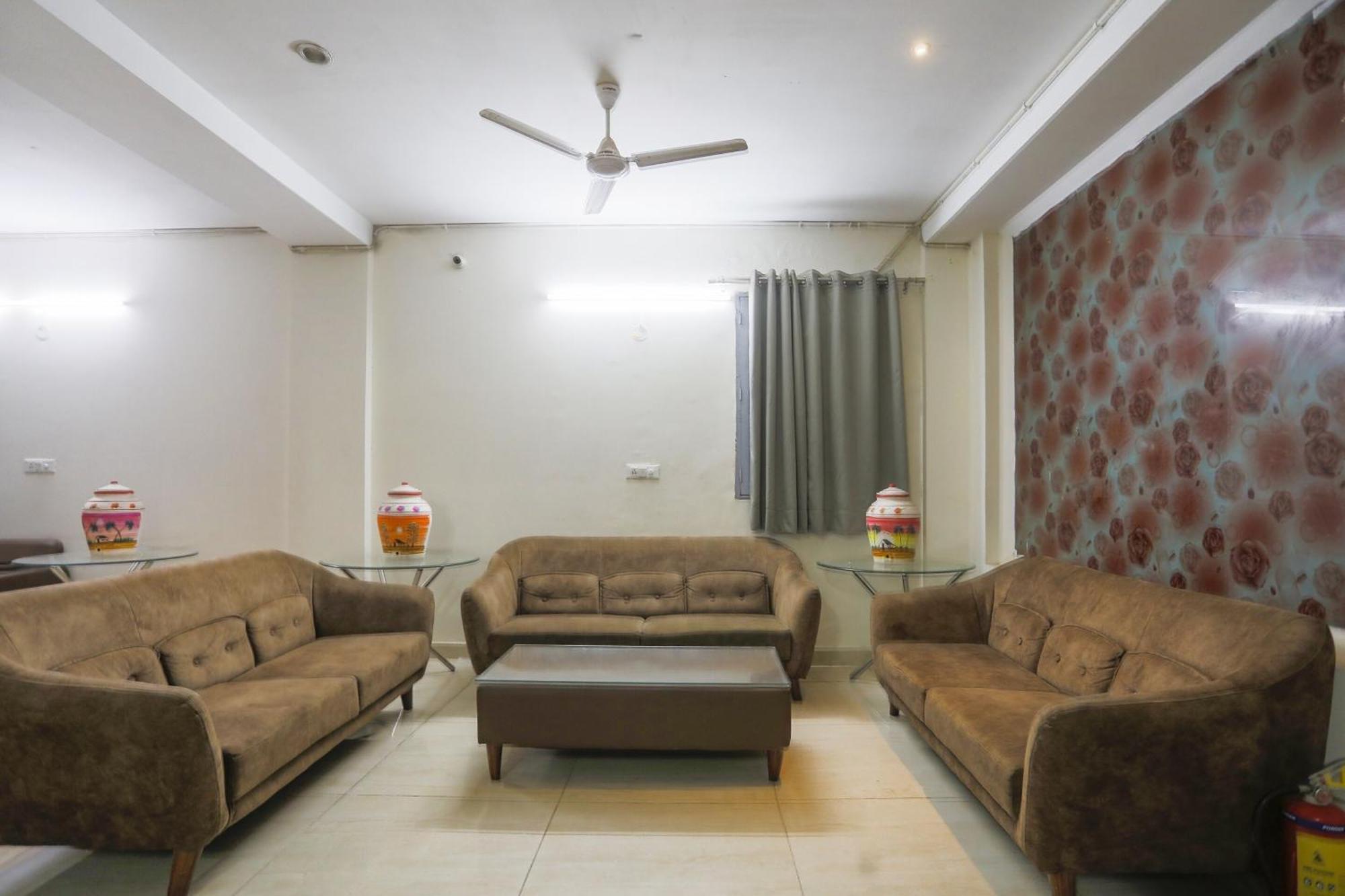 פארידבד Hotel O Jsb Hotel מראה חיצוני תמונה