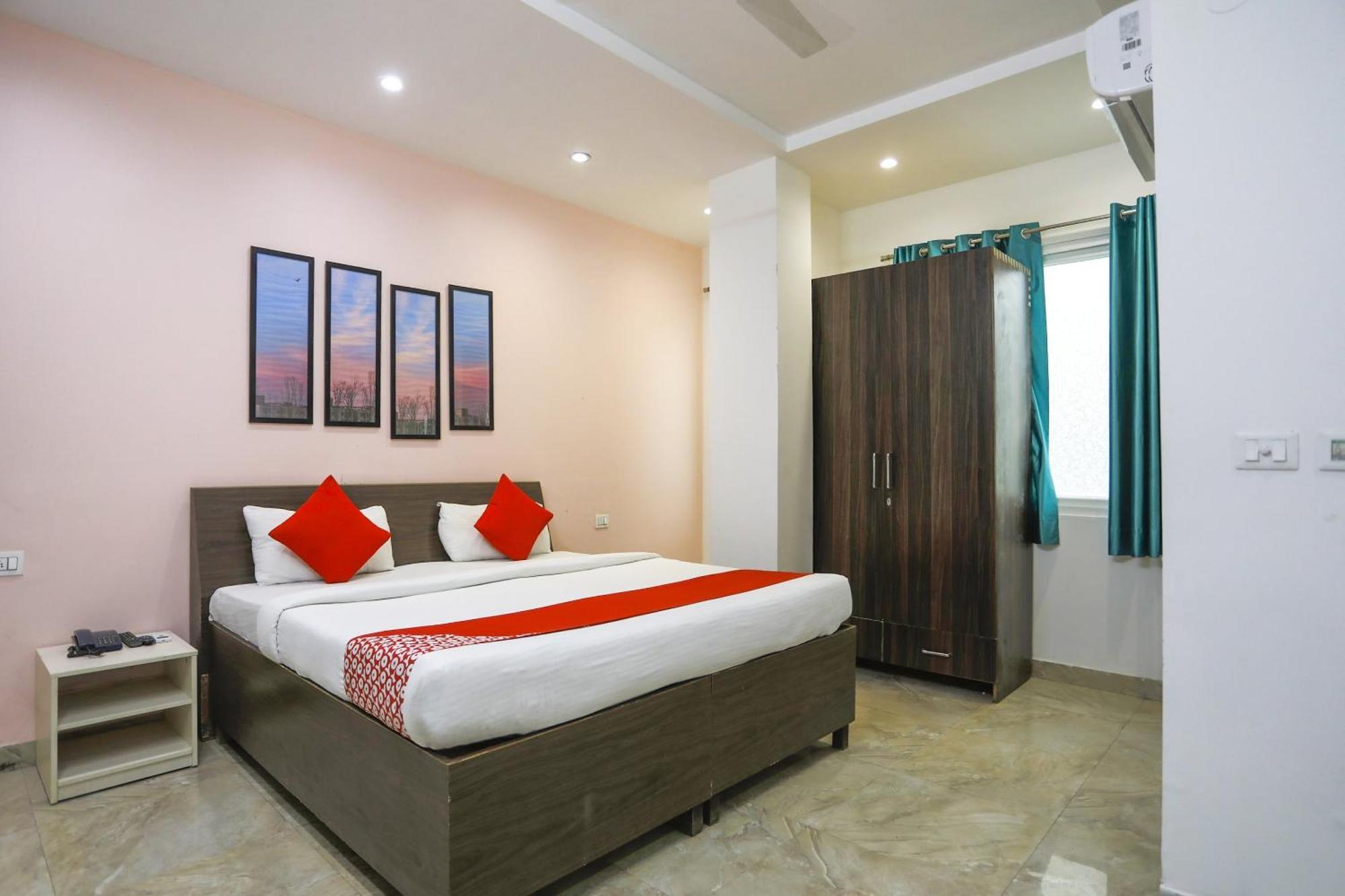 פארידבד Hotel O Jsb Hotel מראה חיצוני תמונה